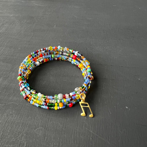 Memory Wire bracelet with music notes