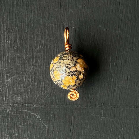 Jasper round pendant on copper